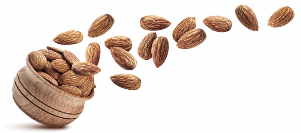 cuanta proteina tiene la almendra