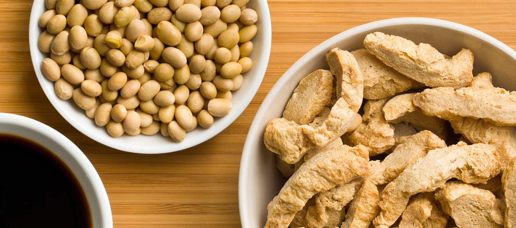 cuanta proteina tiene la soya