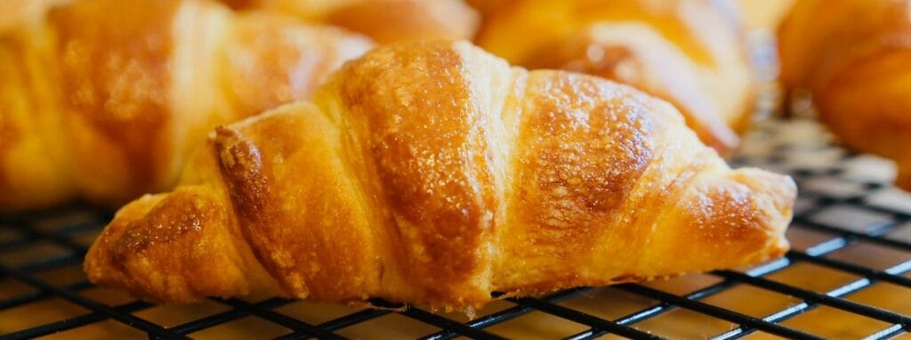 cuantas calorias tiene un croissant