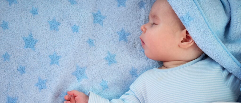cuantas horas duerme el papa