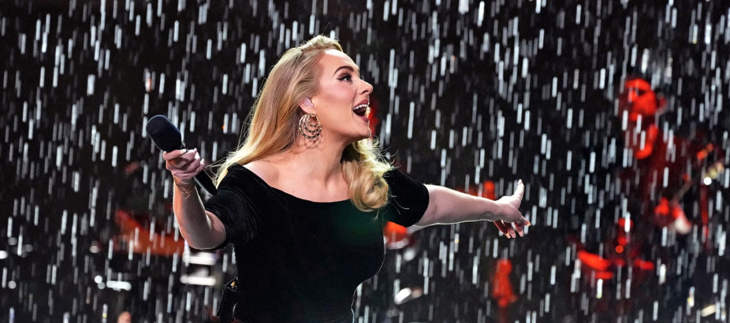 cuanto cobra adele por concierto