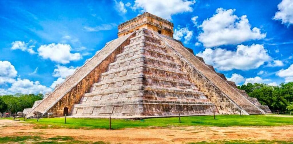 cuanto cobran en chichen itza