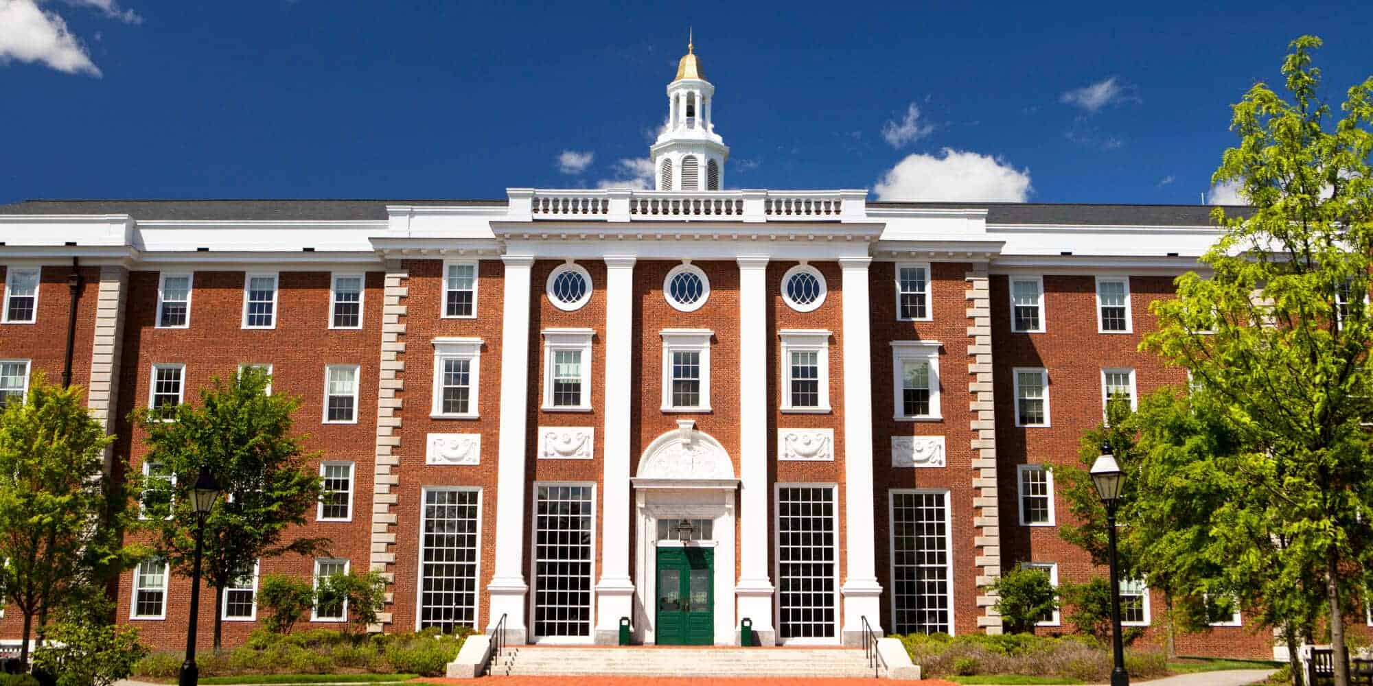 cuanto cobran en harvard