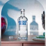 cuanto-cuesta-el-vodka-absolut