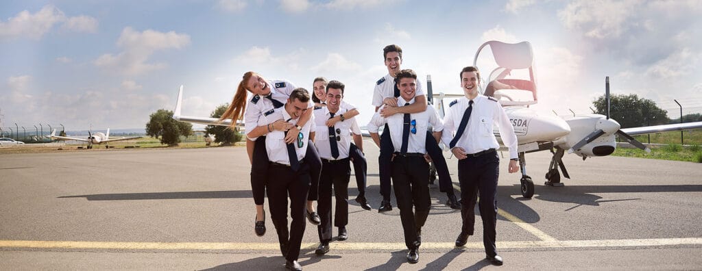 cuanto cuesta estudiar aviacion