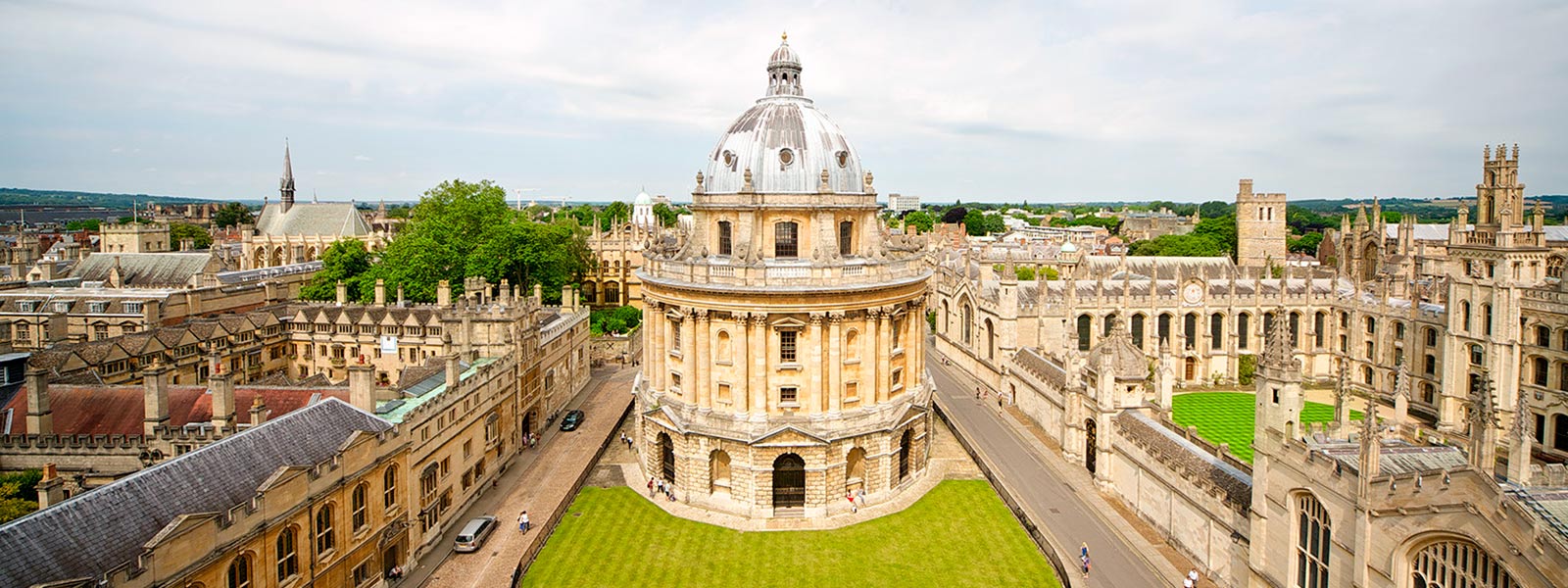 ¿Cuánto cuesta estudiar en Oxford?