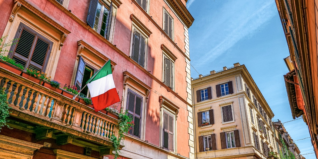 cuanto cuesta ir a italia