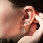 cuanto-cuesta-perforarse-la-oreja