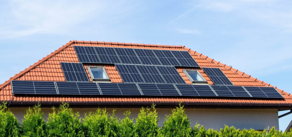 cuanto cuesta poner paneles solares
