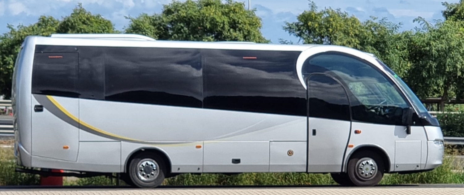 cuanto cuesta un autobus