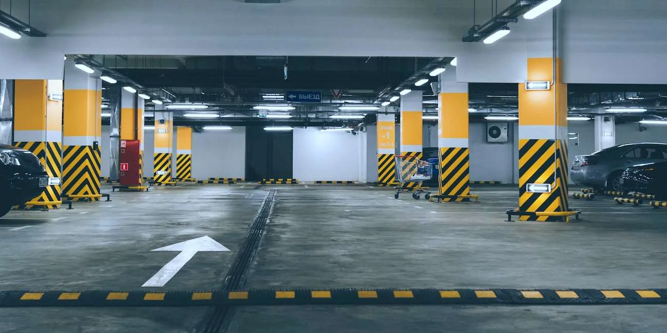 cuanto cuesta un estacionamiento
