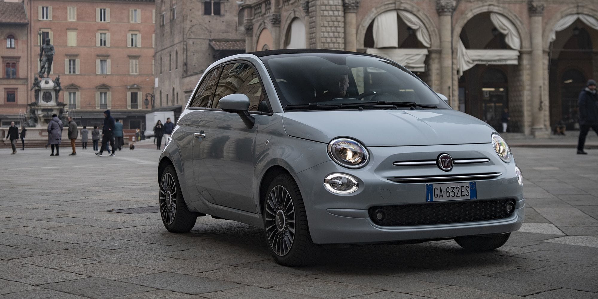 cuanto cuesta un fiat 500