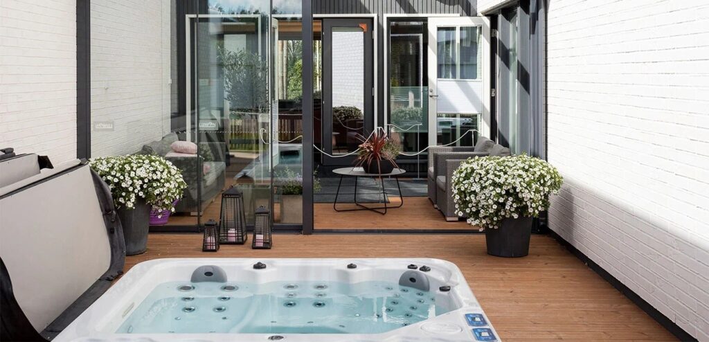 cuanto cuesta un jacuzzi exterior