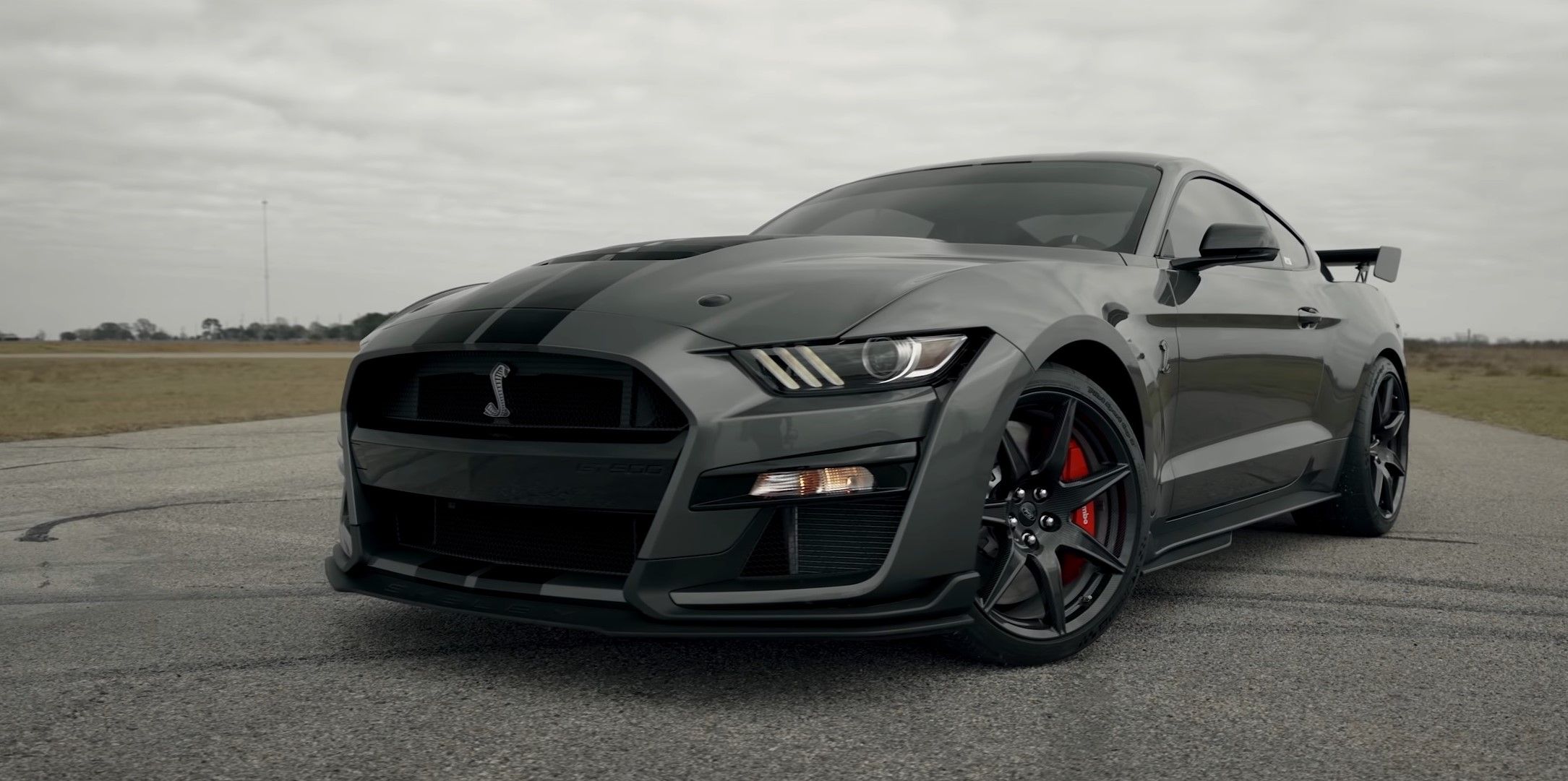 cuanto cuesta un mustang 2020
