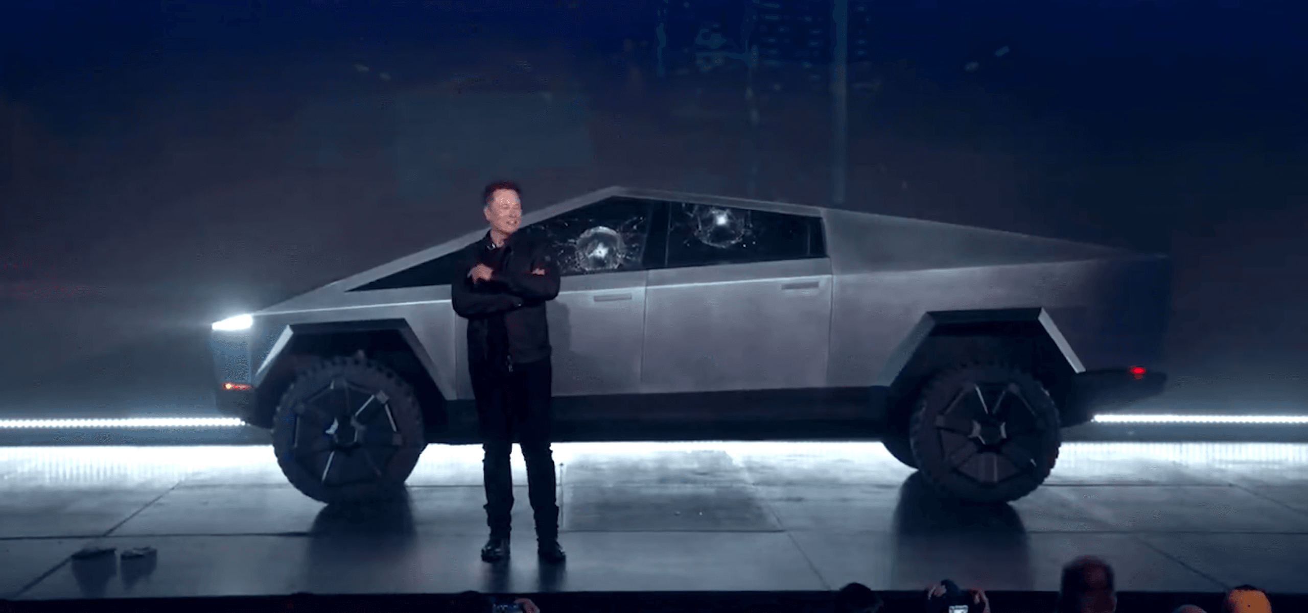 cuanto cuesta un tesla cybertruck
