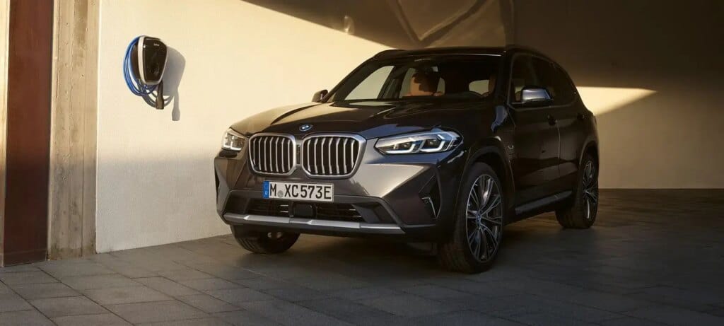 cuanto cuesta una camioneta bmw