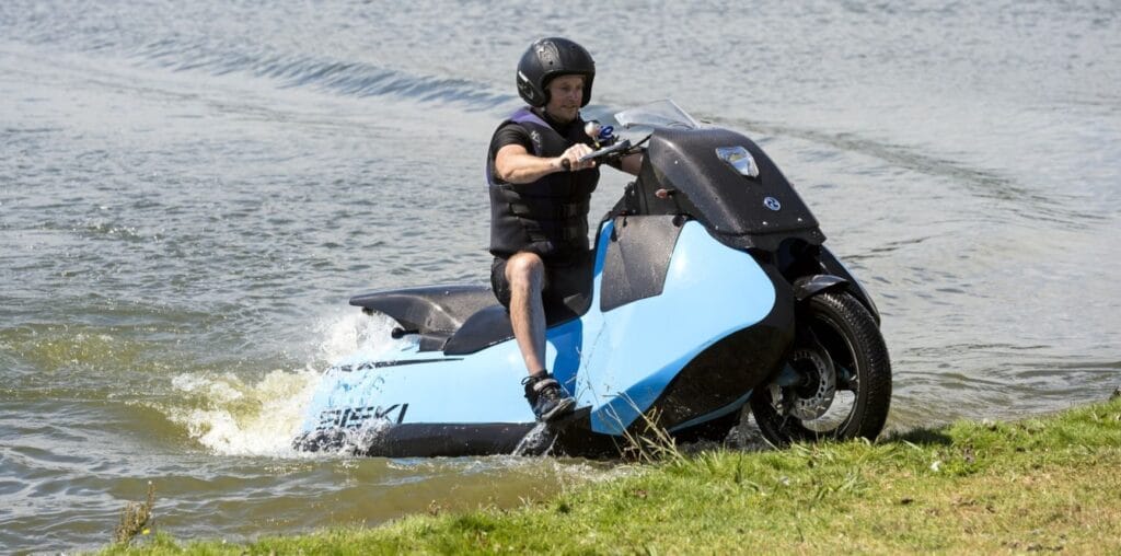 cuanto cuesta una moto acuatica
