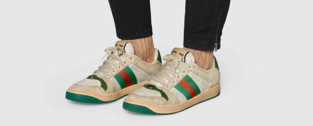 cuanto cuestan unos tenis gucci