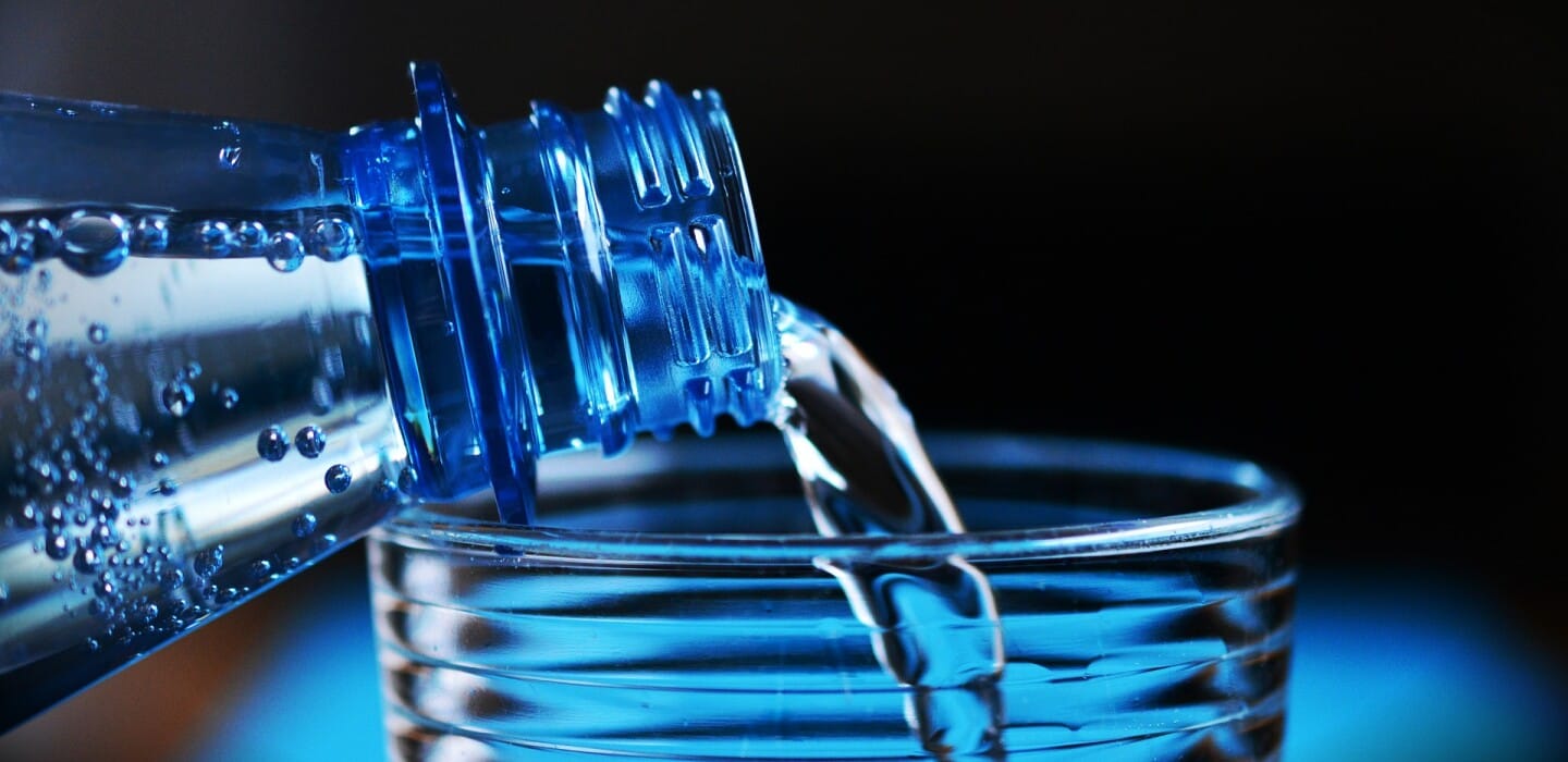Blog 12 cuanto dura el agua envasada