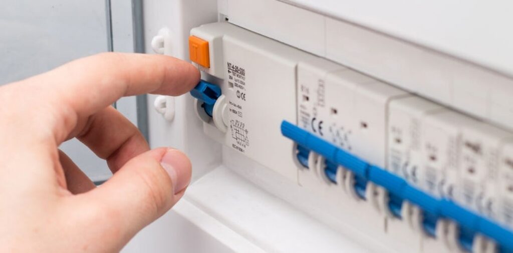 cuanto dura un disyuntor