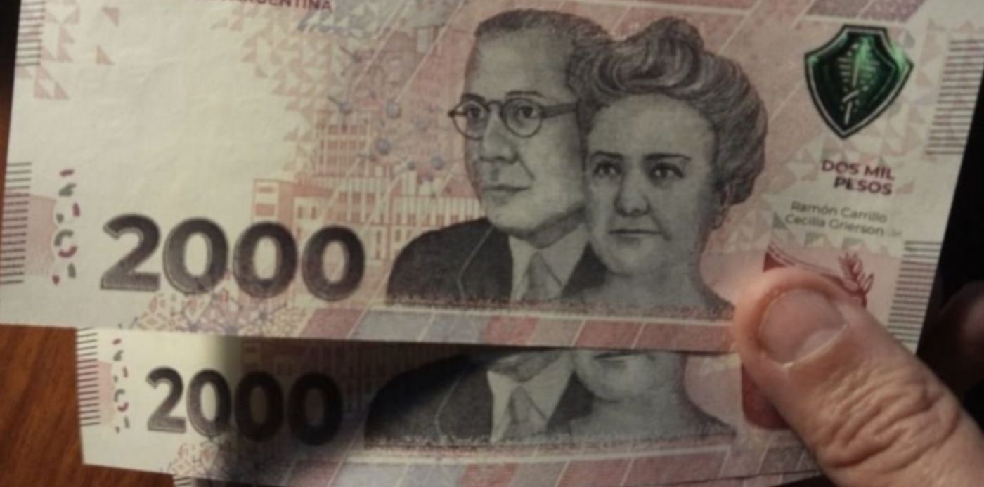 cuanto es 2000