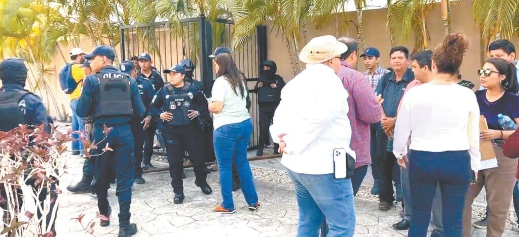 cuanto gana el chaparro chuacheneger