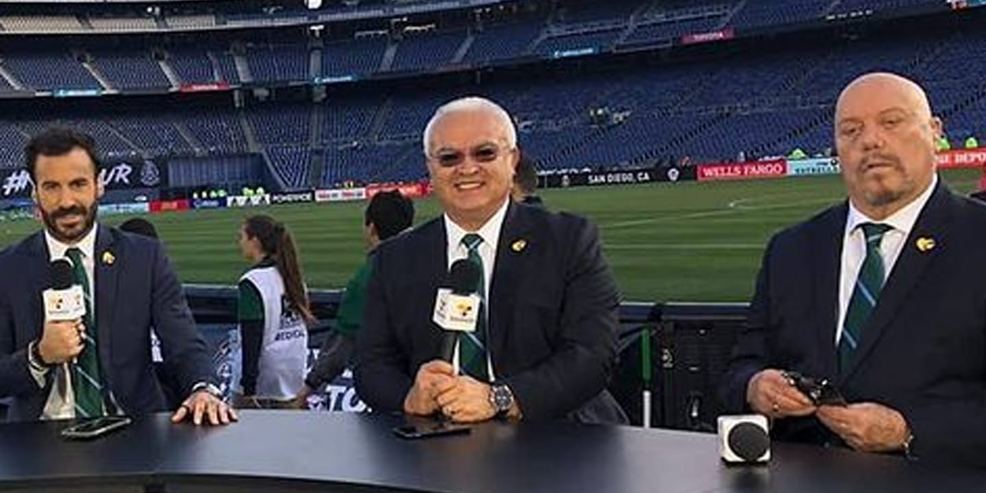 cuanto gana un comentarista deportivo