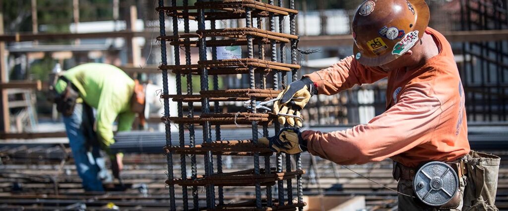 ¿Cuánto gana un herrero? 2 cuanto gana un herrero