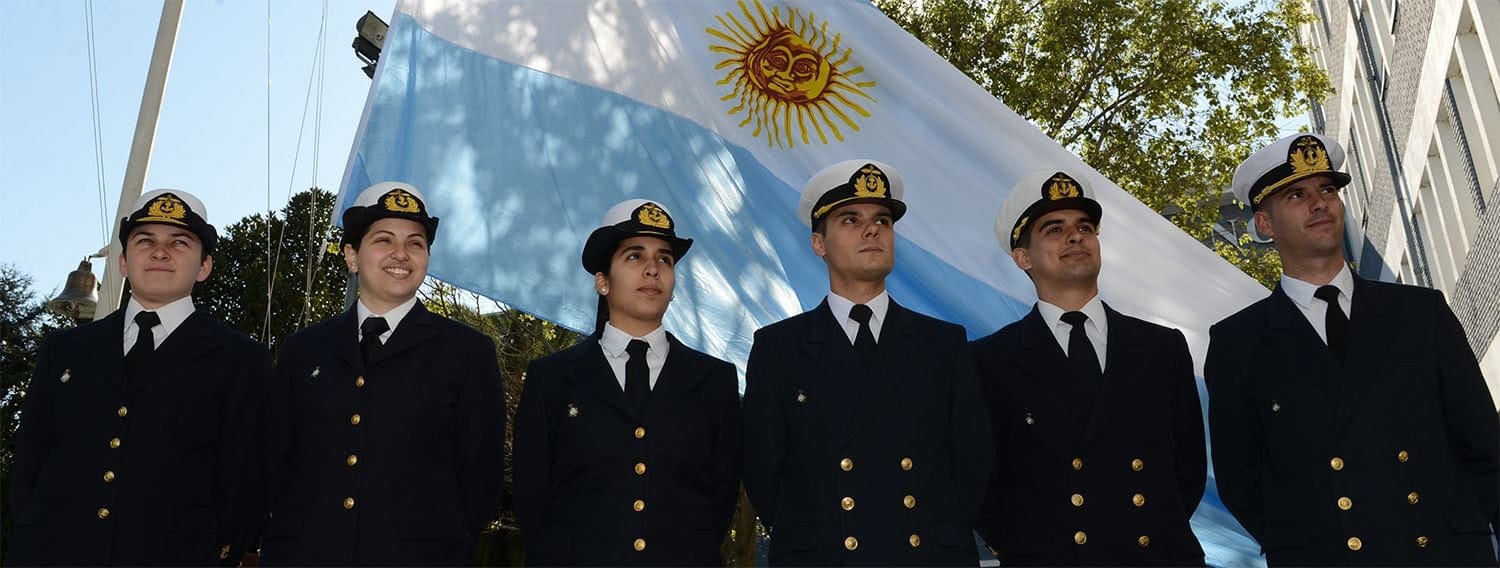 cuanto gana un ingeniero naval