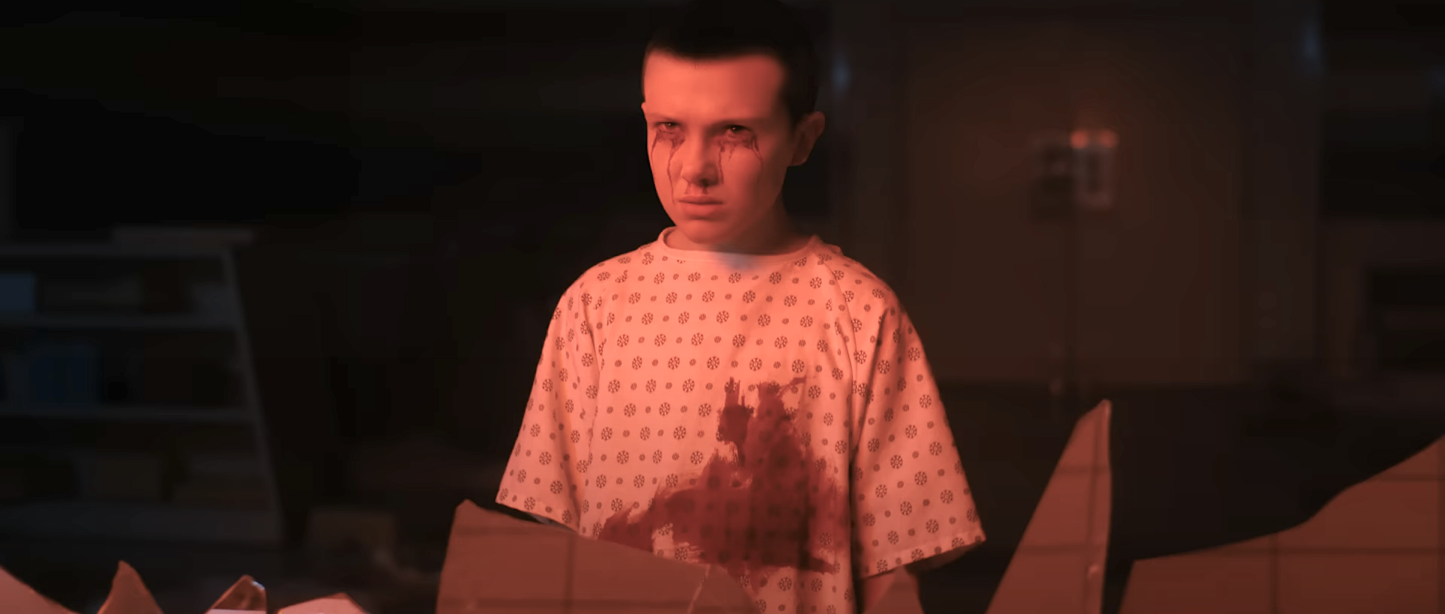 cuanto mide joseph quinn