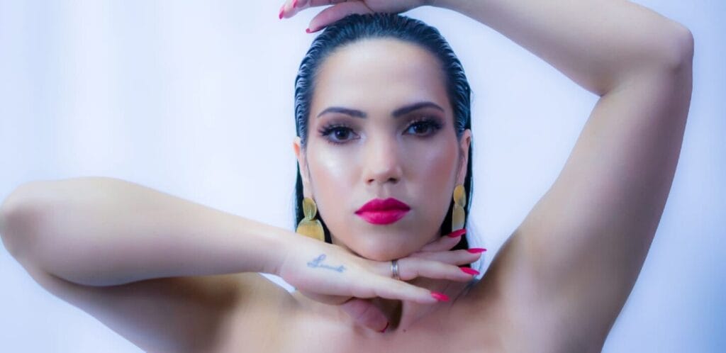 ¿Cuánto mide Lizbeth Rodríguez? 2 cuanto mide lizbeth rodriguez
