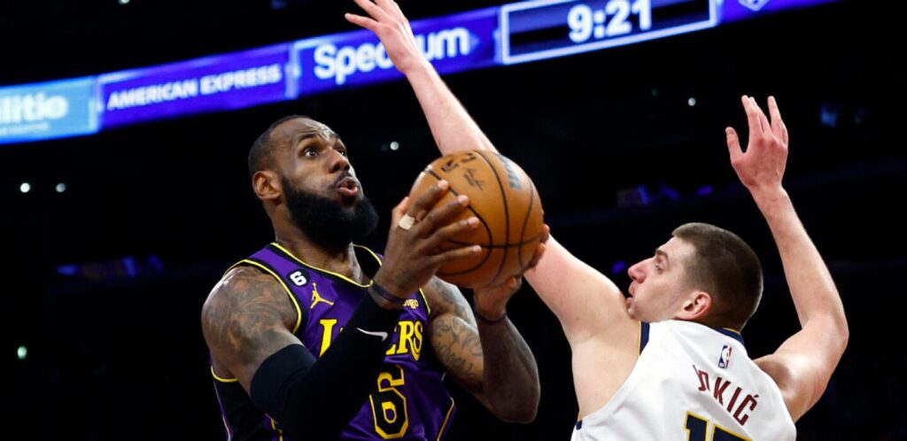 cuanto mide nikola jokic