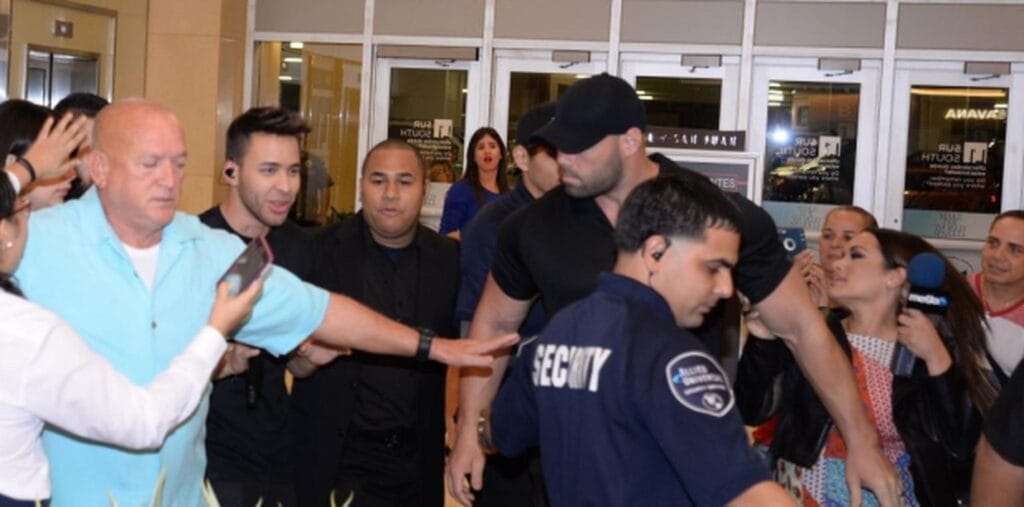 ¿Cuánto mide Prince Royce? 2 cuanto mide prince royce