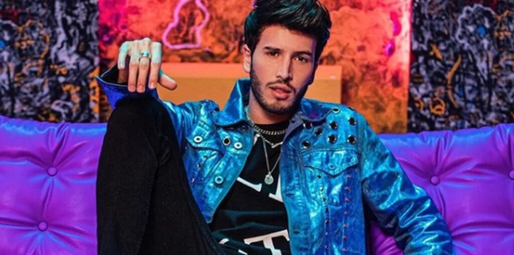 cuanto mide sebastian yatra
