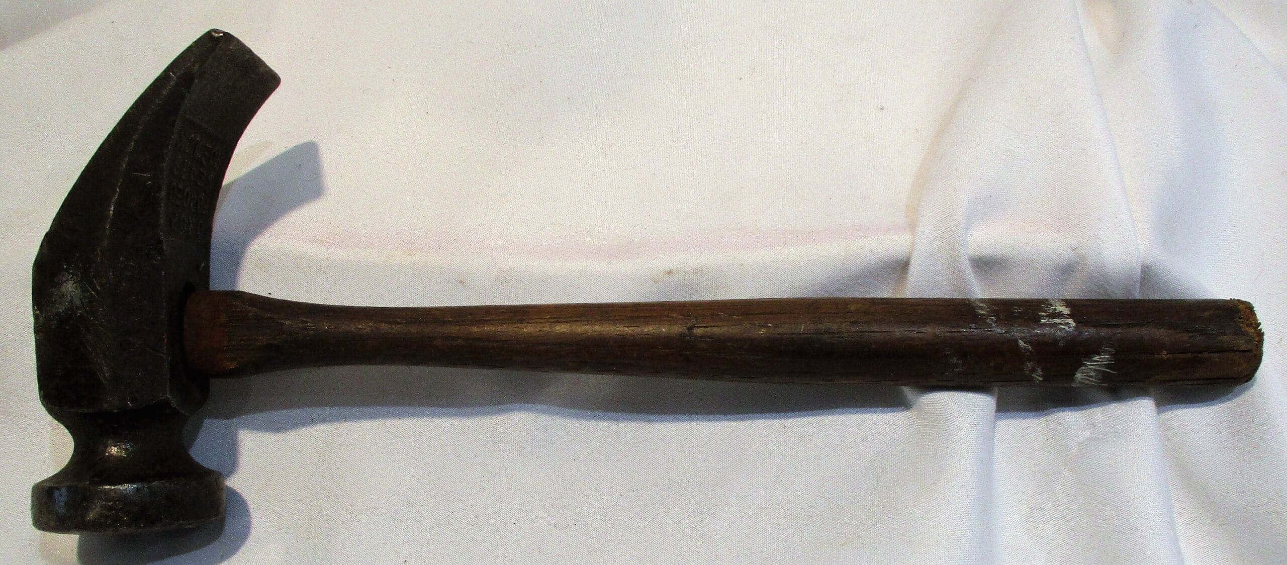 cuanto mide un martillo scaled