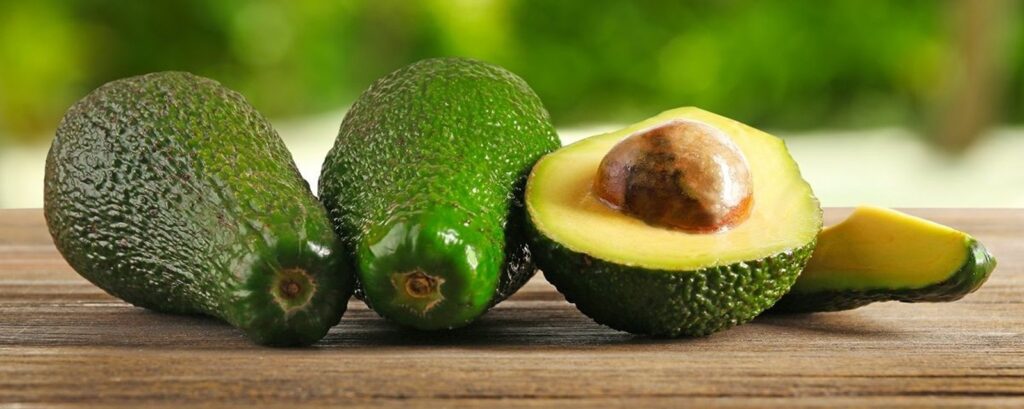 cuanto pesa un aguacate
