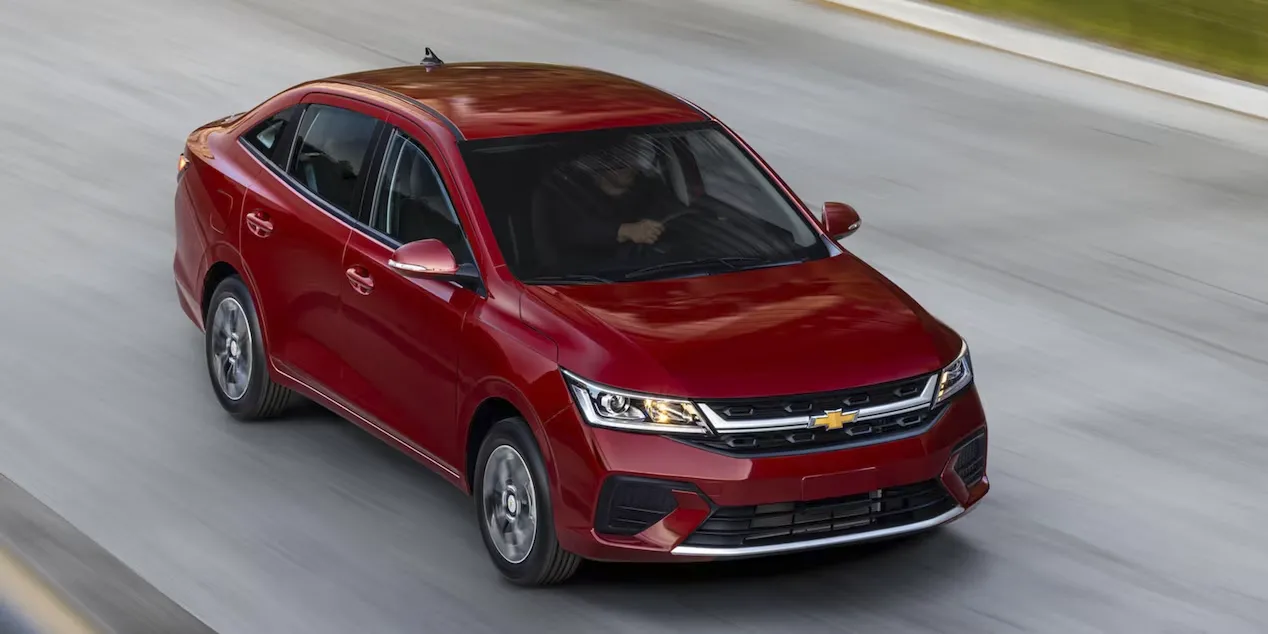 cuanto pesa un chevrolet aveo
