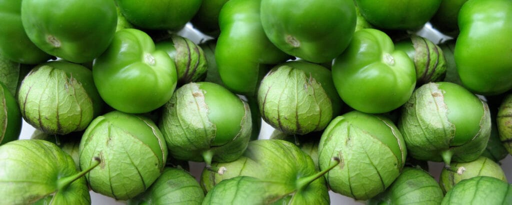 cuanto pesa un tomate verde