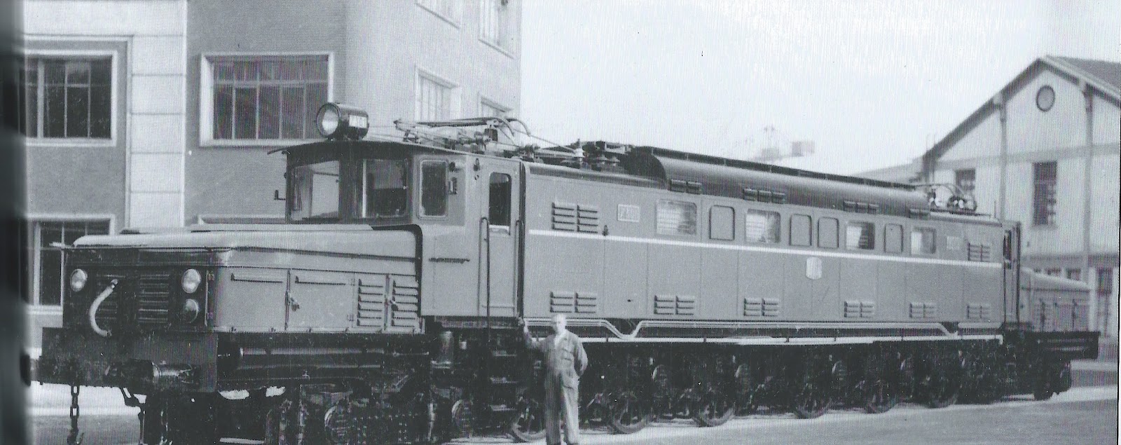 cuanto pesa una locomotora