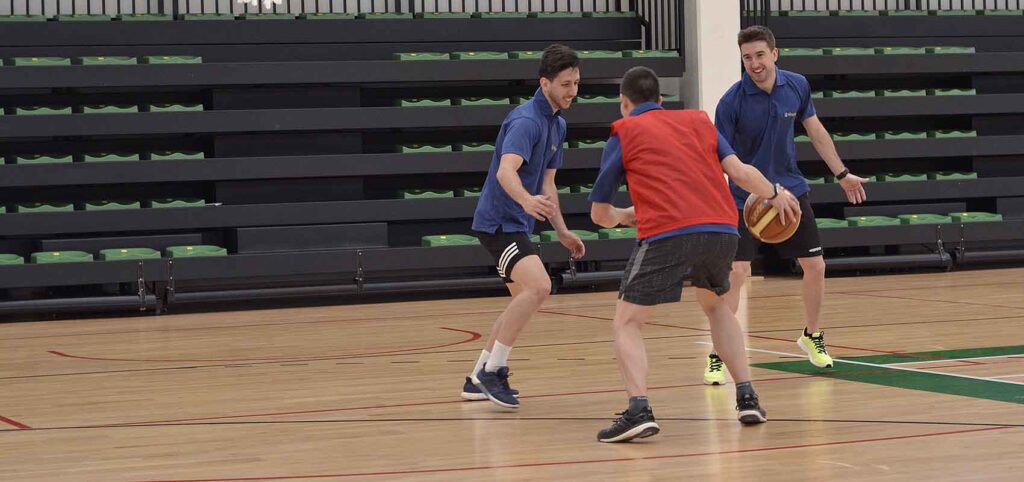 ¿Cuánto tiempo dura el baloncesto? 2 cuanto tiempo dura el baloncesto