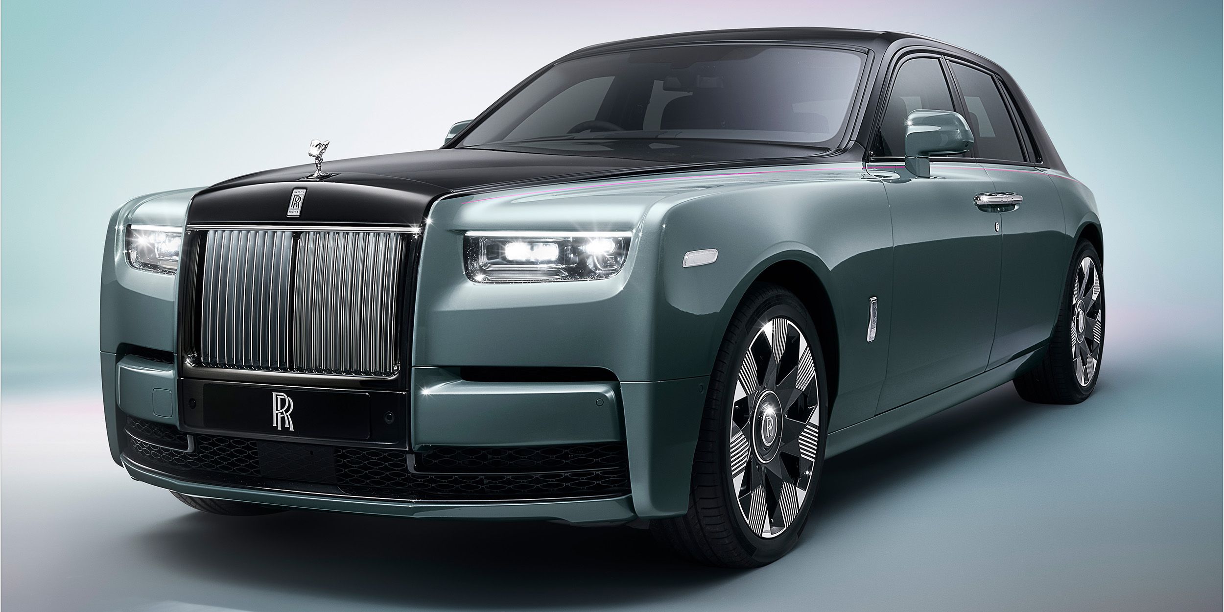 cuanto vale un rolls royce