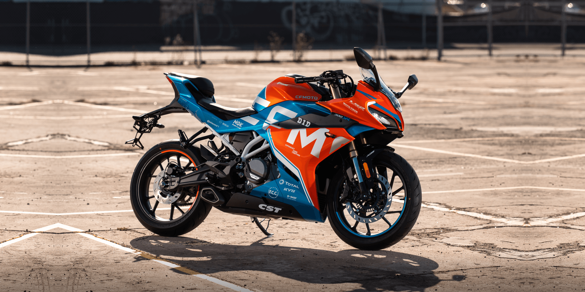 cuanto vale una moto deportiva