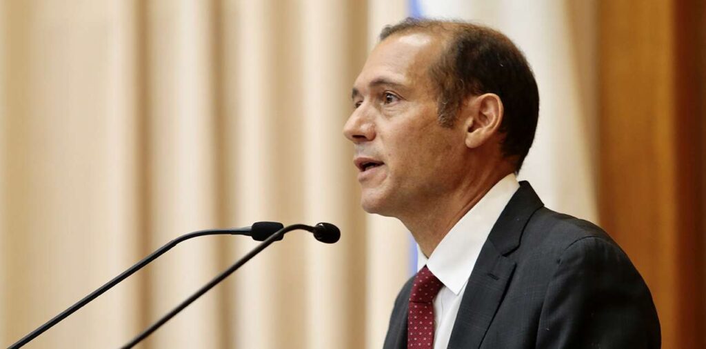 ¿Cuántos años dura un gobernador? 2 cuantos anos dura un gobernador