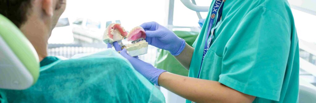 cuantos anos se estudia odontologia
