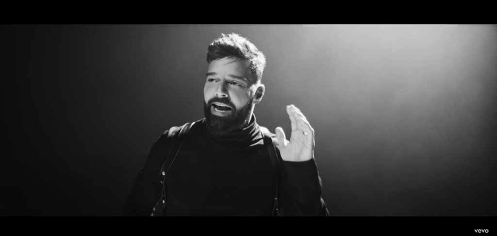 ¿Cuántos años tiene Espinoza Paz? 2 cuantos anos tiene espinoza paz