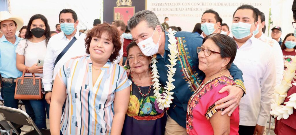 cuantos anos tiene roxana castellanos