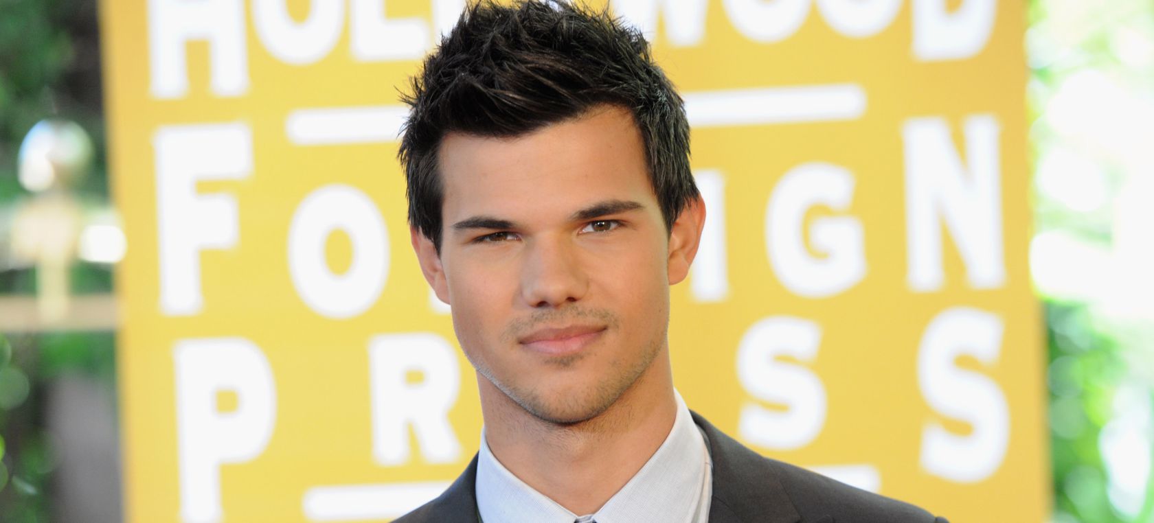 cuantos anos tiene taylor lautner