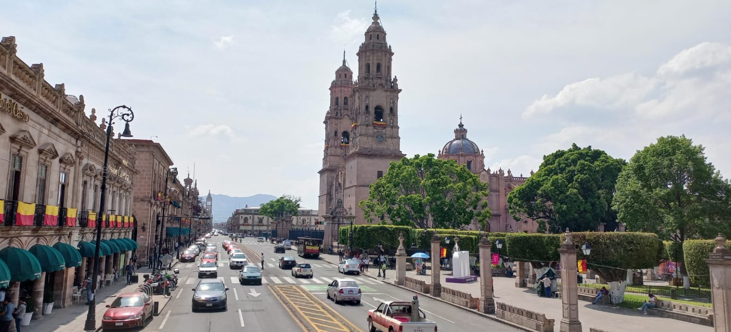 cuantos habitantes tiene morelia