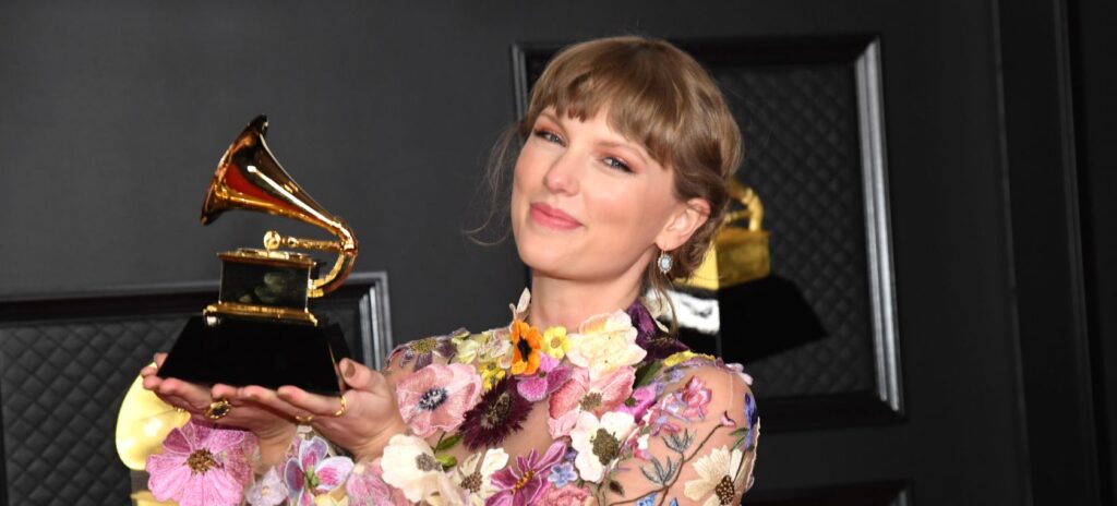 cuantos premios tiene taylor swift