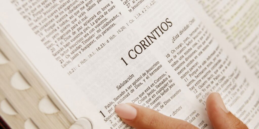 cuantos versiculos tiene la biblia